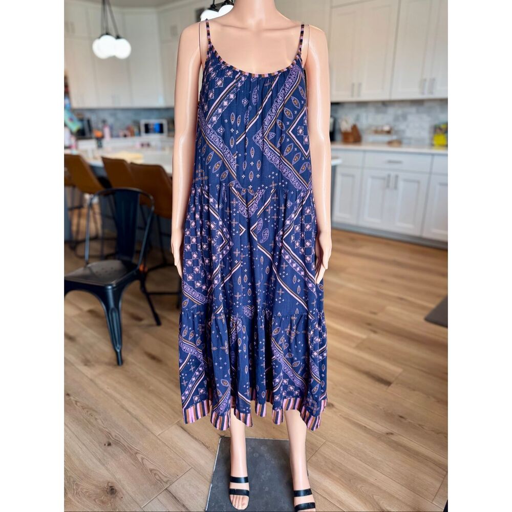 Xirena Tierney Dress Southern Bell Navy Floral Boho Summer Vacation Midi Medium - Picture 2 of 6